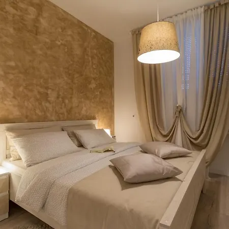 Guest house Luxury In The Centre**** Pula